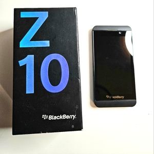 Blackberry Z10 | Made in Mexico | Research in motion | Good shape | Collectable